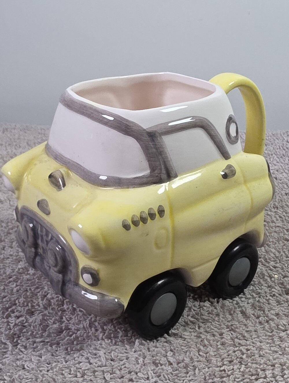 Vintage 1989 "Wheelees" Yellow Ceramic Car Mug